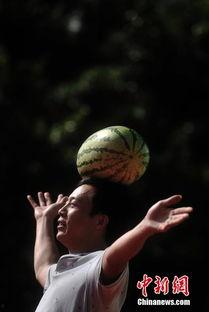 重慶最早的吃瓜群眾,古韻今風(fēng)，瓜香四溢的美食之都